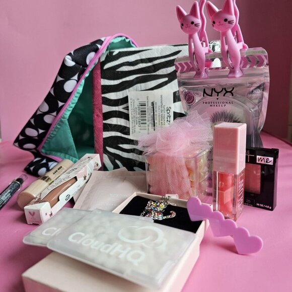 Purrfect Glam Kit – Teen Zebra Edition - Picture 1 of 9